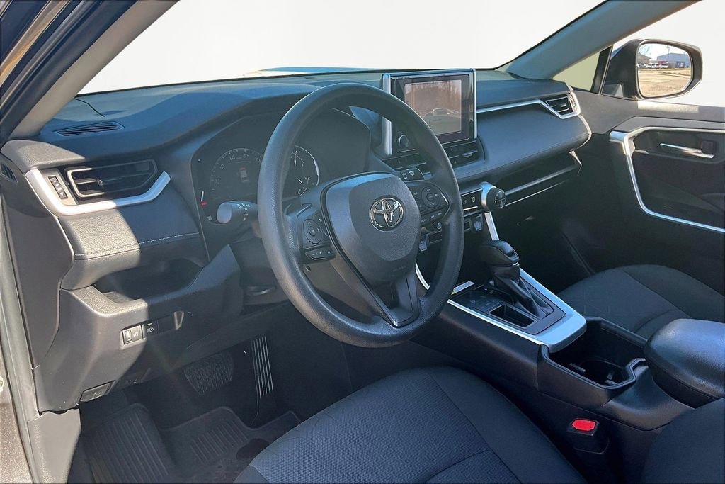 Used 2023 Toyota RAV4 XLE image 14