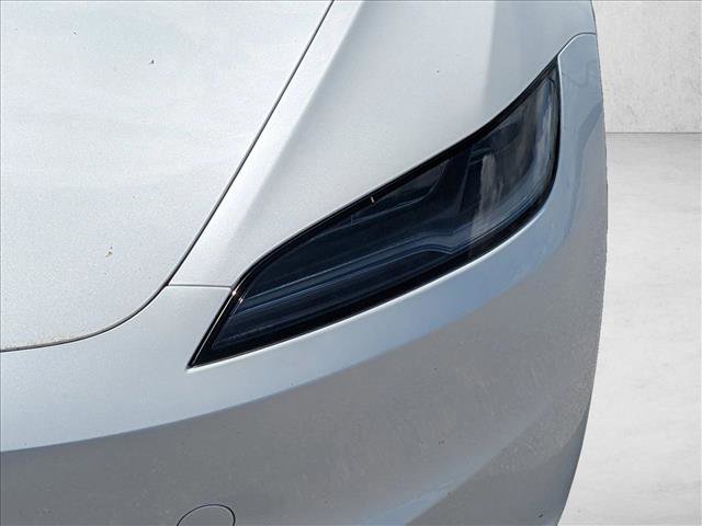 Used 2025 Tesla Model 3 Long Range RWD image 9