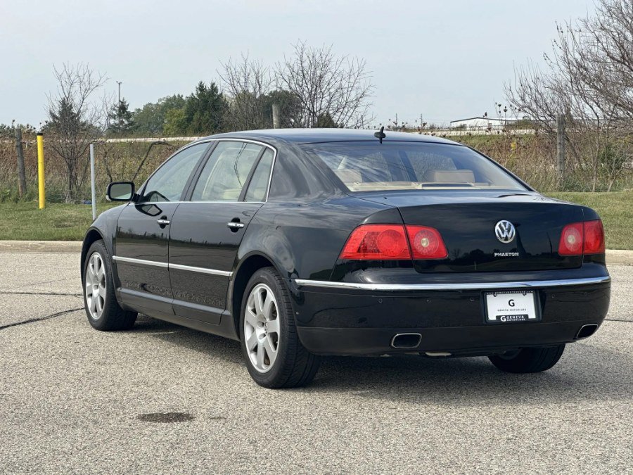Used 2004 Volkswagen Phaeton V8 AWD/4WD image 5