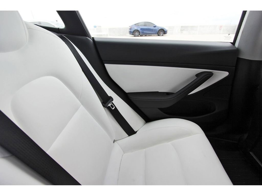Used 2021 Tesla Model 3 Long Range AWD/4WD image 11