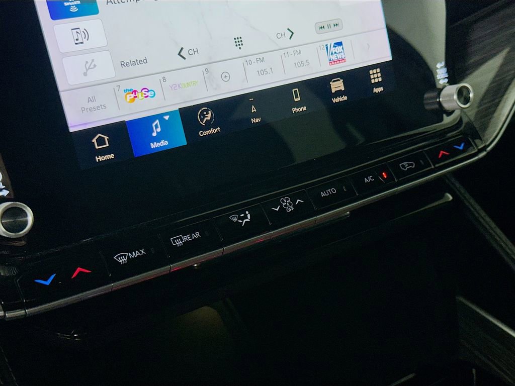 Used 2022 Jeep Wagoneer Series III w/ Premium Group I image 29