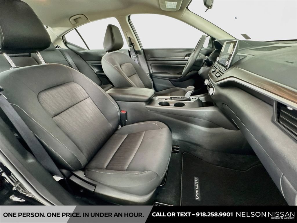 Certified 2025 Nissan Altima 2.5 SV AWD/4WD image 25