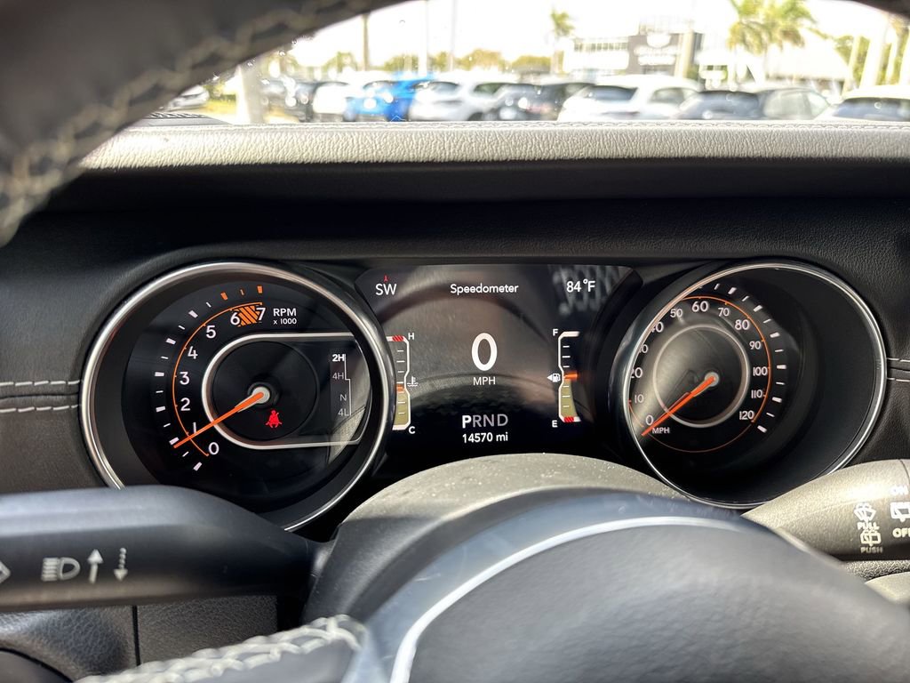 Used 2019 Jeep Wrangler Unlimited Sahara AWD/4WD image 45