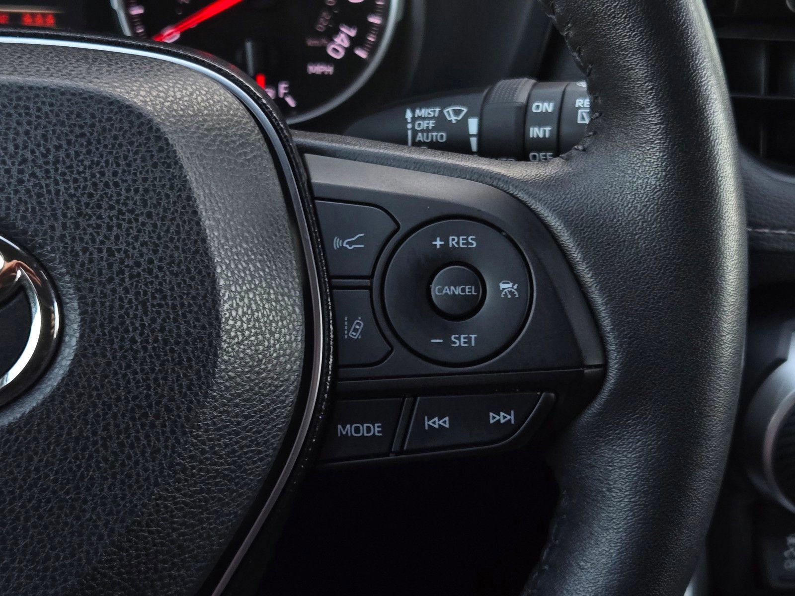 Used 2021 Toyota RAV4 XLE w/ XLE Grade Weather Package image 19