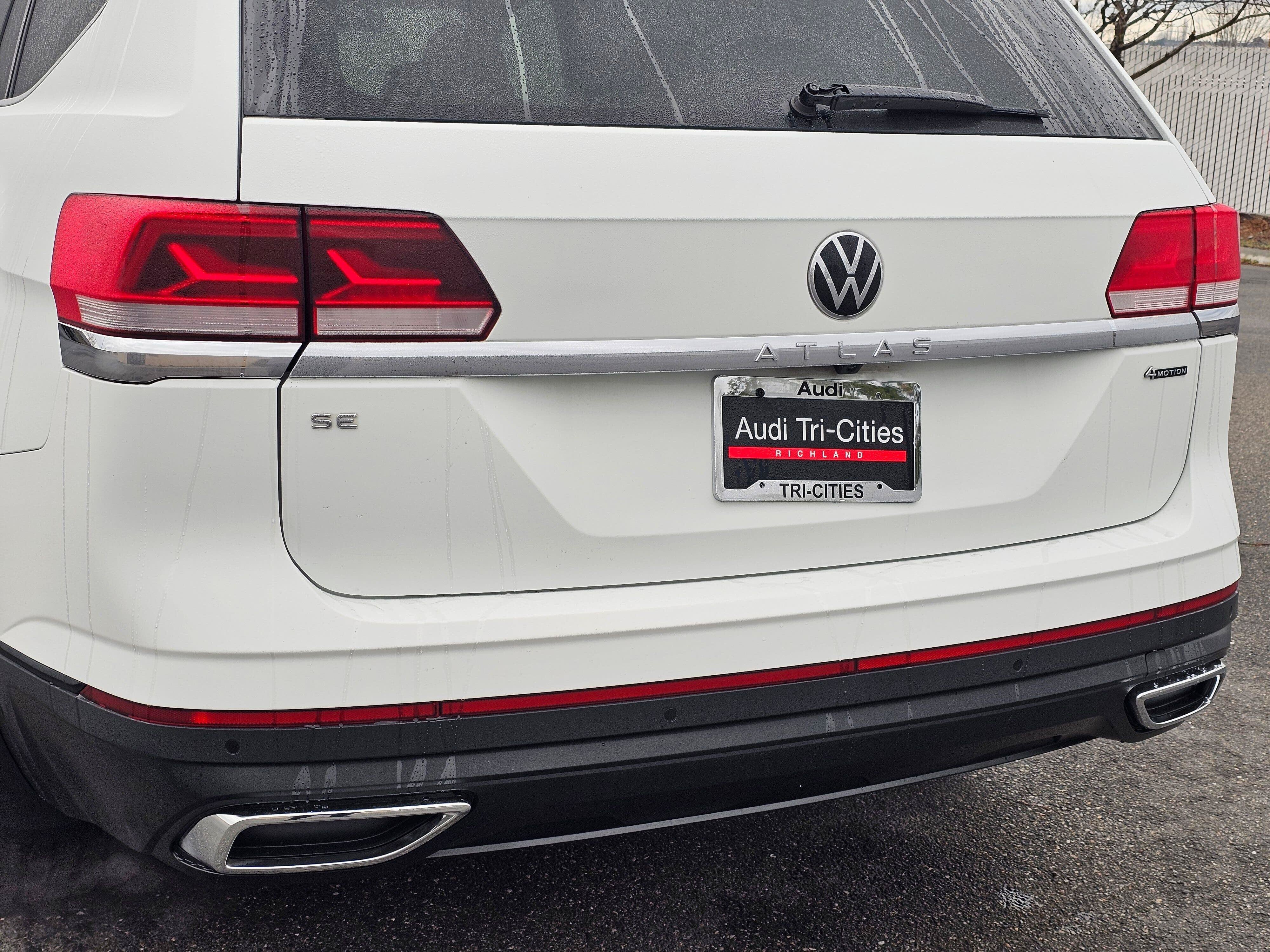 Used 2023 Volkswagen Atlas SE AWD/4WD image 7