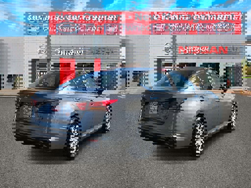 Used 2025 Nissan Altima 2.5 S image 5