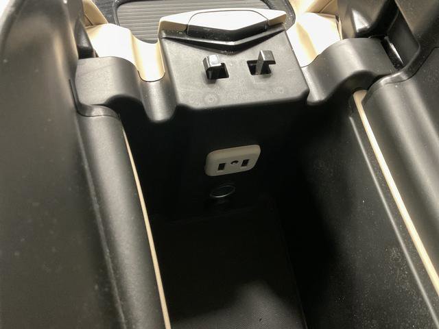 Used 2018 Buick Envision Essence image 26