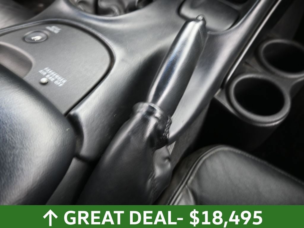 Used 2003 Chevrolet Corvette Convertible w/ Preferred Equipment Group1 image 40