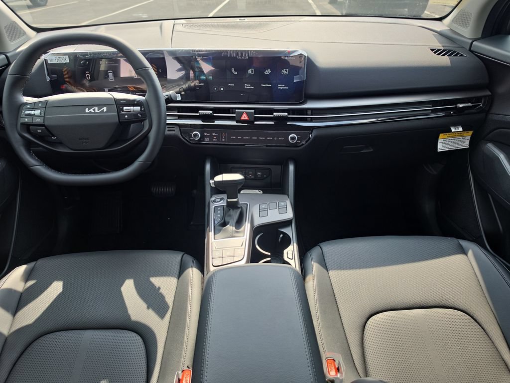 New 2026 Kia Sportage EX FWD image 13