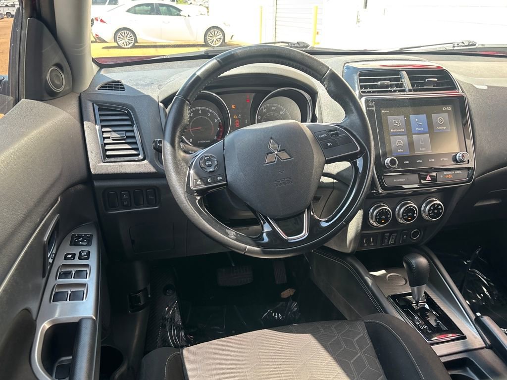 Used 2020 Mitsubishi Outlander Sport SE image 2