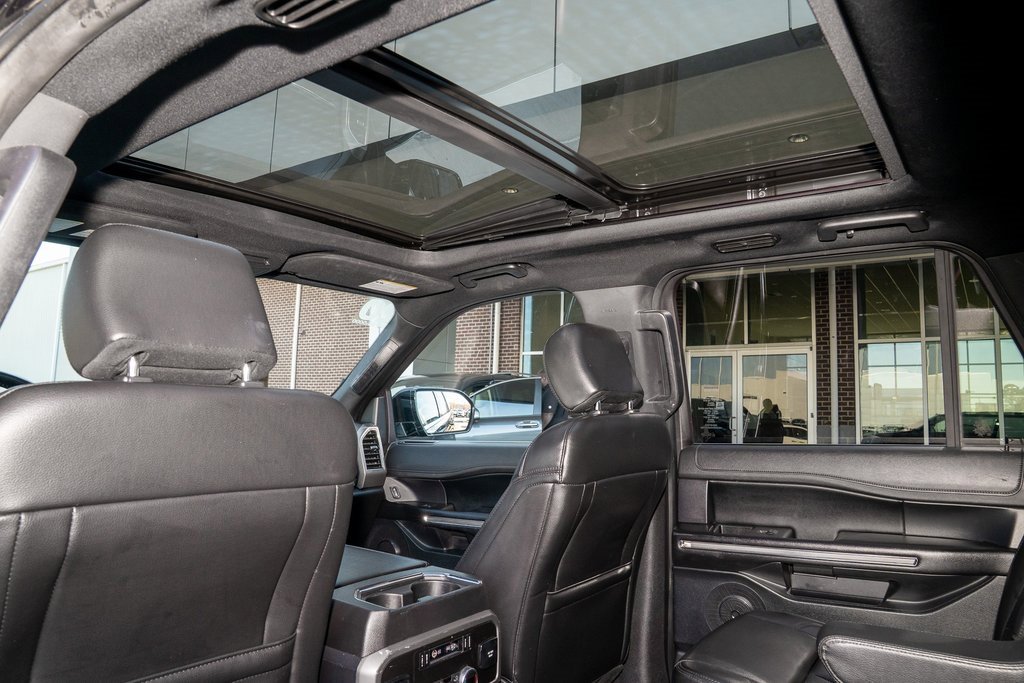 Used 2020 Ford Expedition XLT w/ Equipment Group 202A image 20