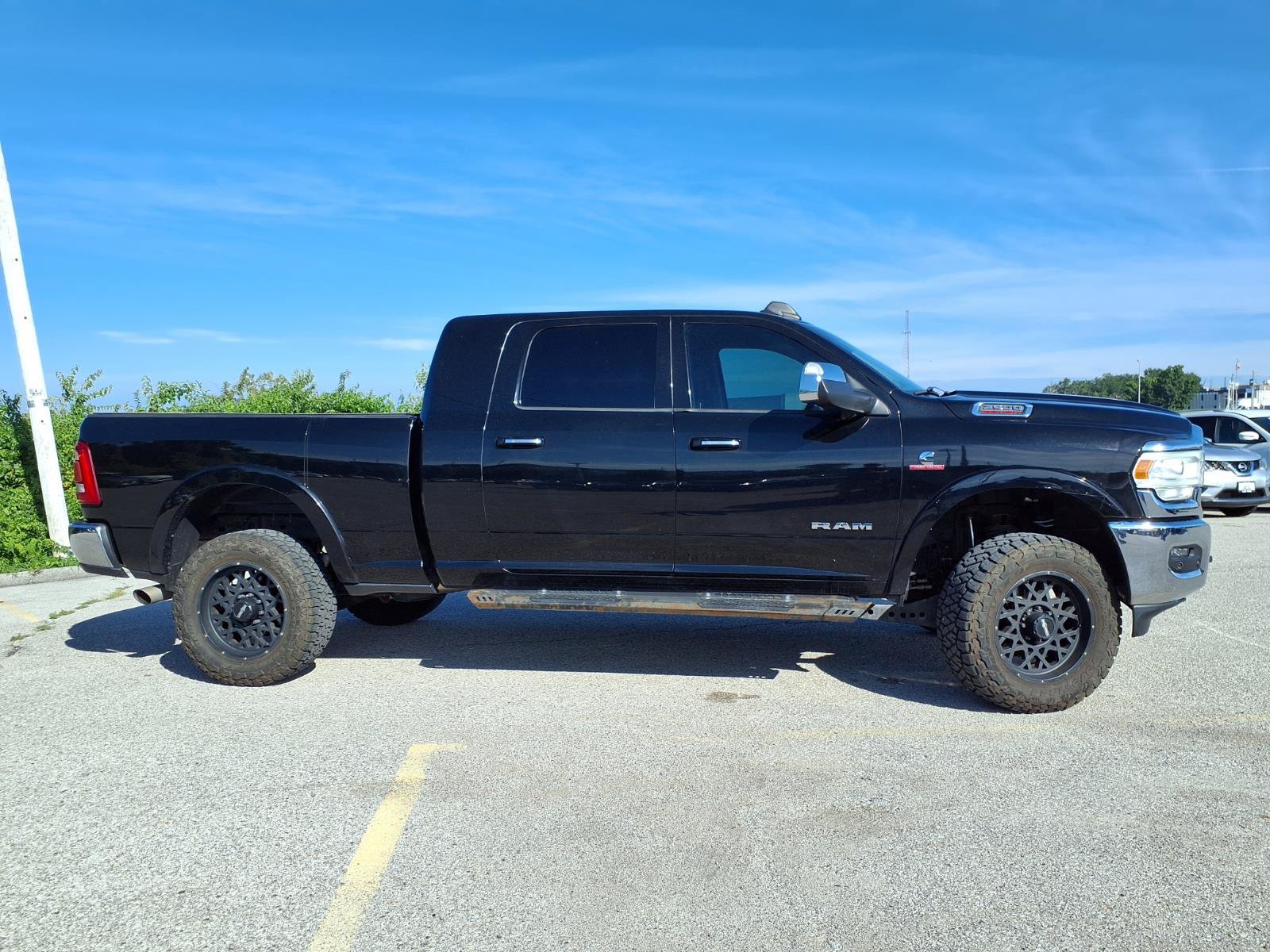 Used 2019 RAM 2500 Laramie AWD/4WD image 34