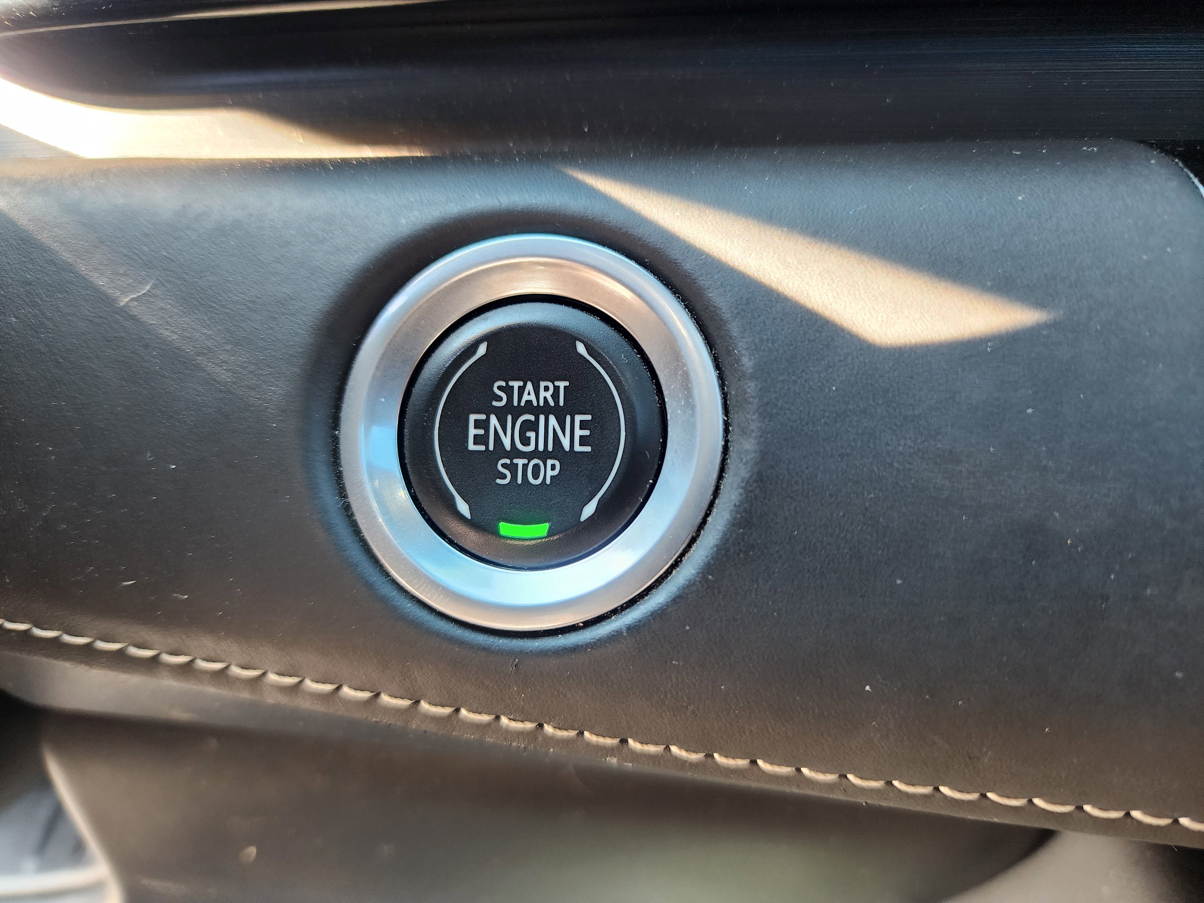 Used 2021 Cadillac Escalade Sport Platinum image 34