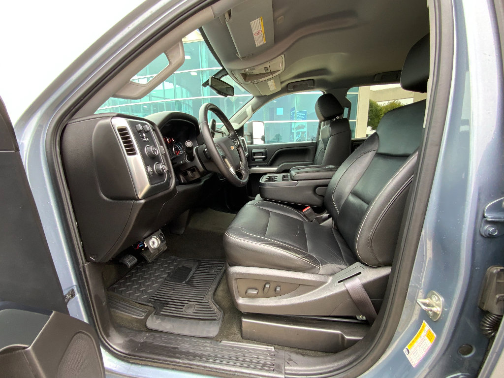 Used 2016 Chevrolet Silverado 2500 LT w/ LT Convenience Package image 10