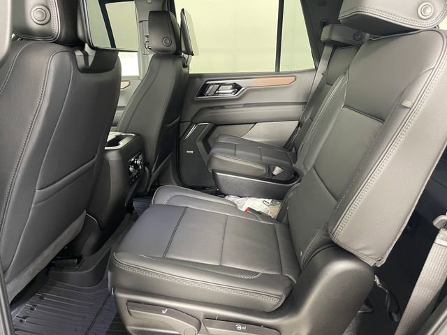 New 2026 GMC Yukon Denali w/ Denali Reserve Package AWD/4WD image 14