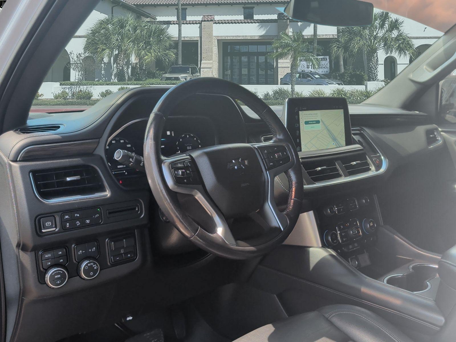 Used 2022 Chevrolet Tahoe Z71 w/ Z71 Off-Road Package AWD/4WD image 12