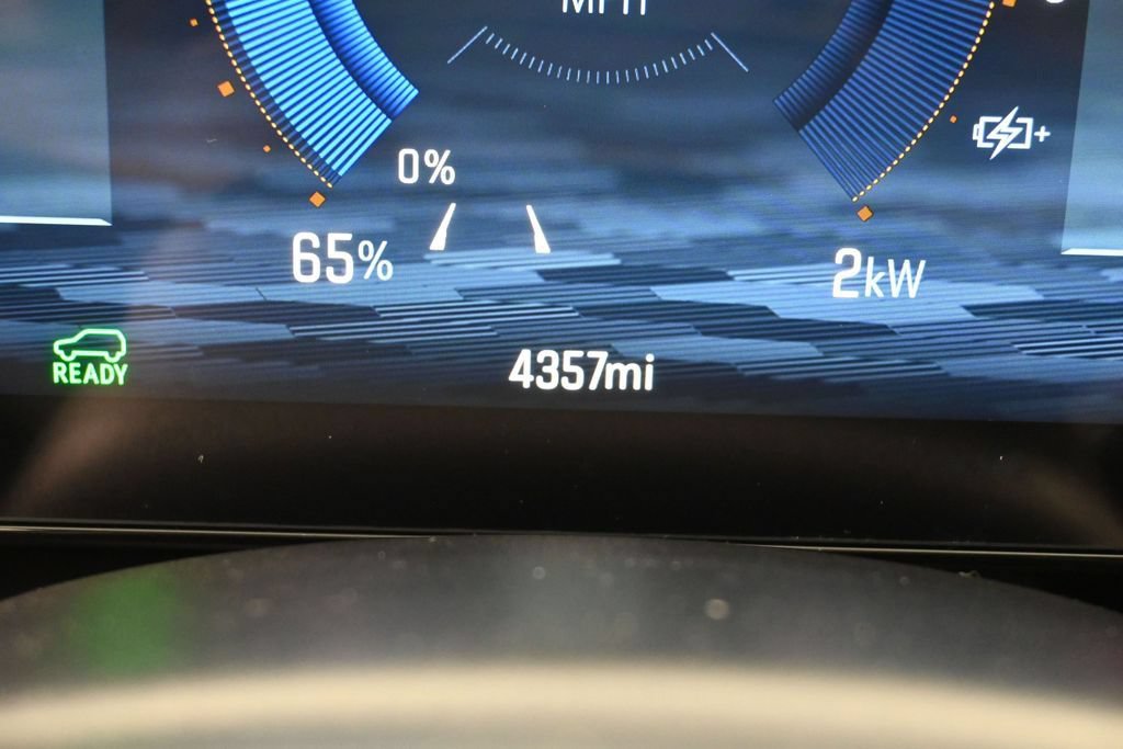 Used 2026 Chevrolet Equinox EV RS FWD image 33