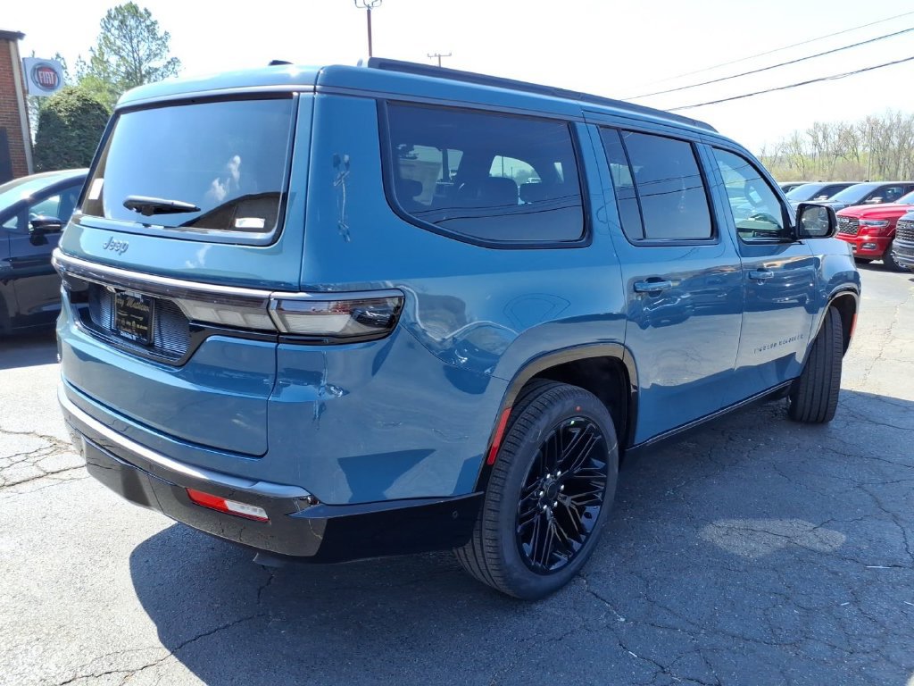 New 2026 Jeep Grand Wagoneer Limited AWD/4WD image 3