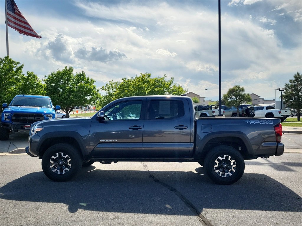 Used 2019 Toyota Tacoma TRD Off-Road w/ Technology Package image 8