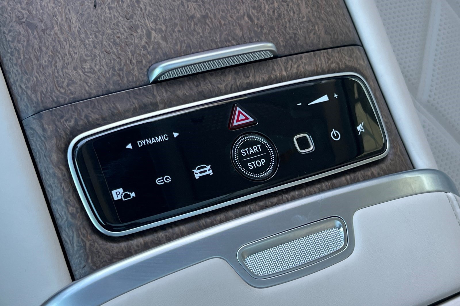 Certified 2024 Mercedes-Benz Maybach EQS 680 4MATIC image 15