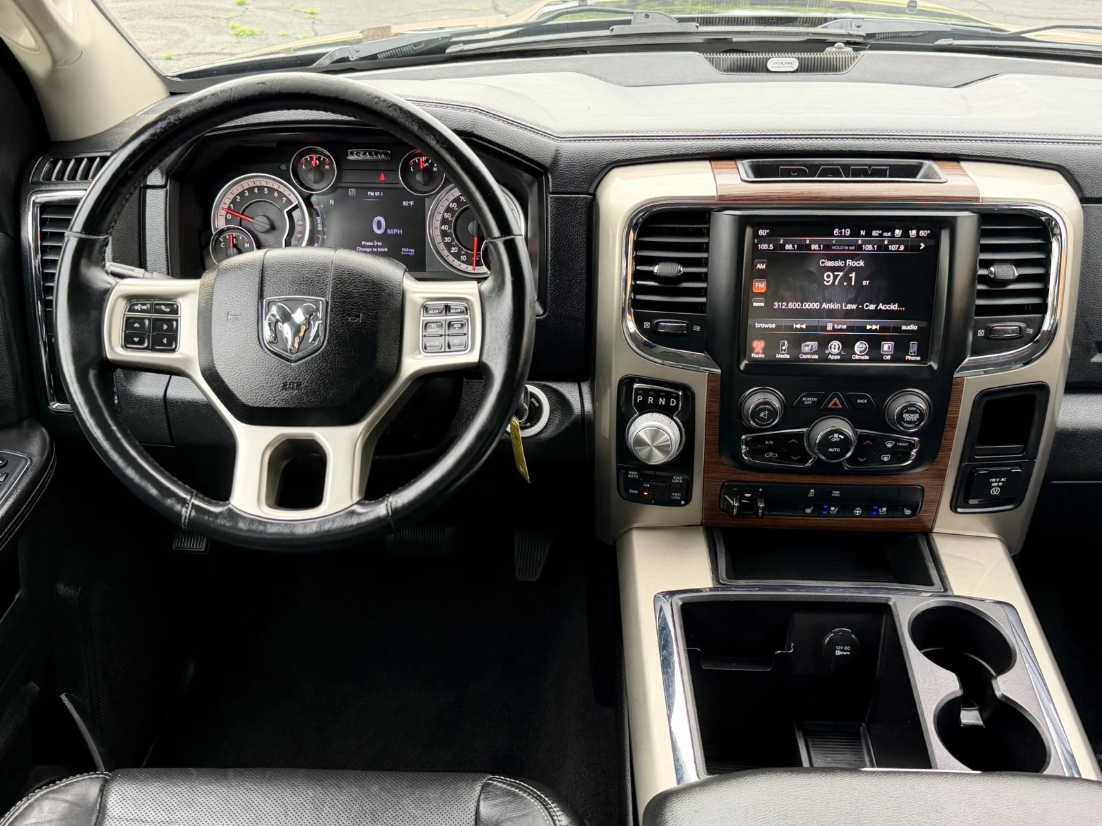 Used 2013 RAM 1500 Laramie AWD/4WD image 22