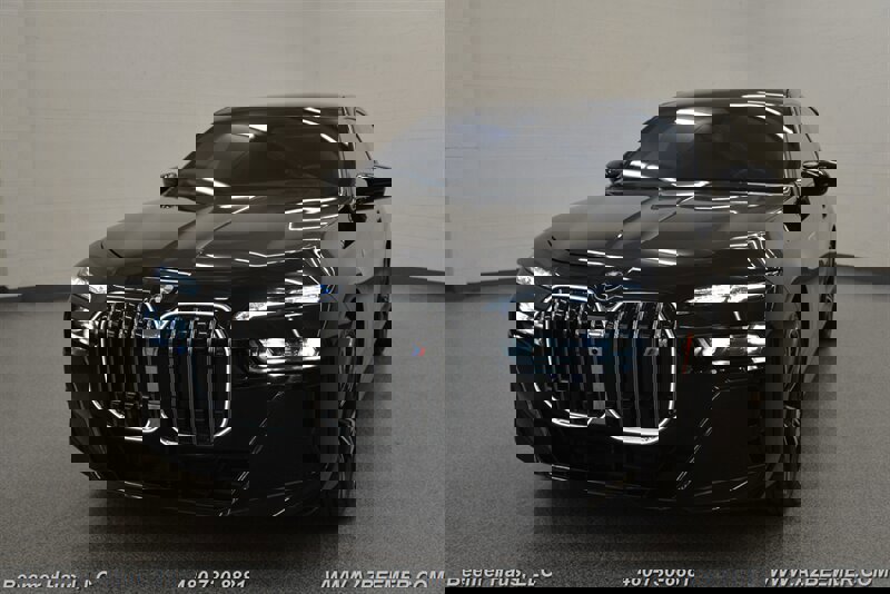 Used 2024 BMW i7 M70 w/ Executive Package image 1