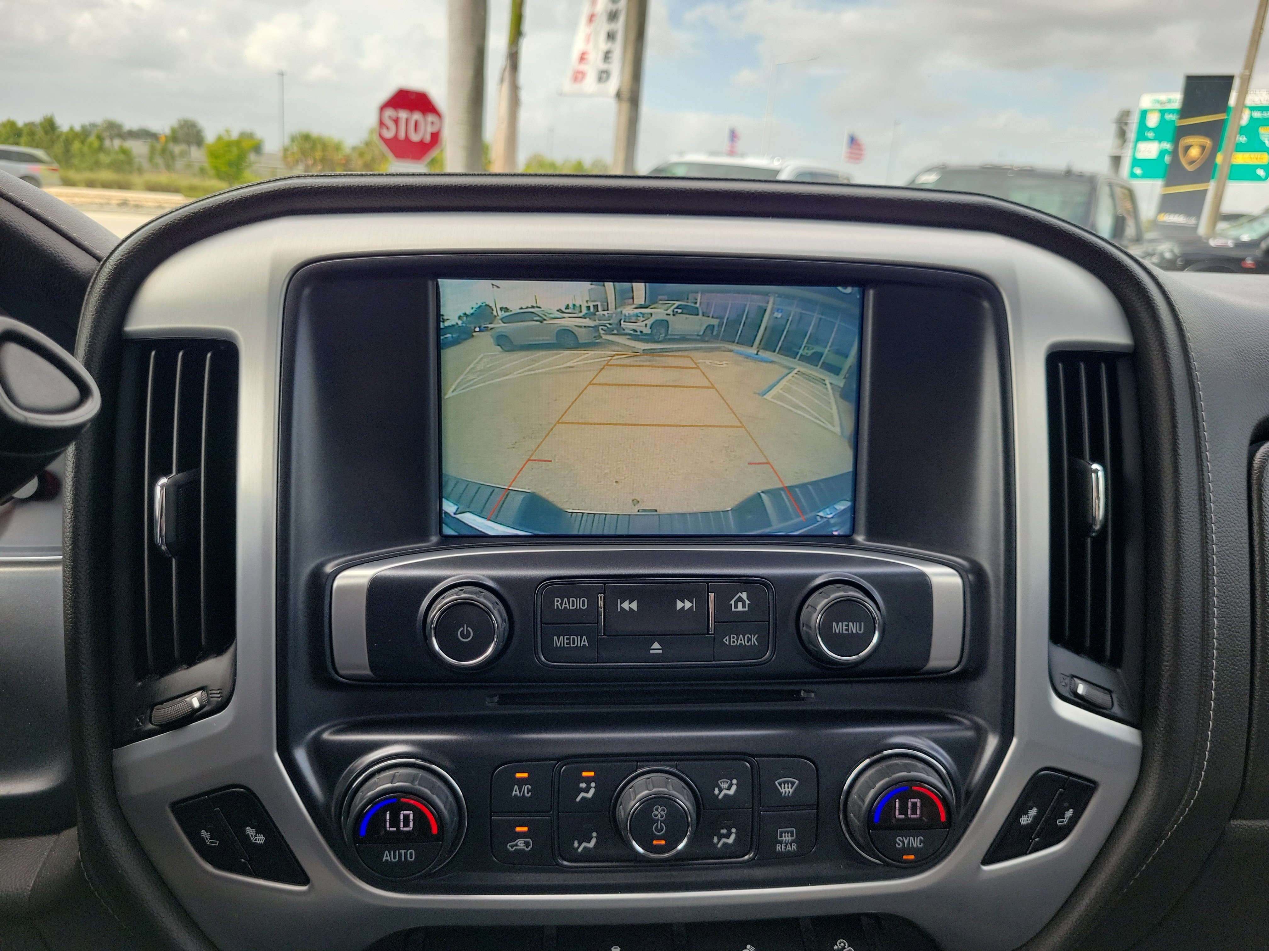 Used 2018 GMC Sierra 1500 SLT w/ SLT Premium Package image 10