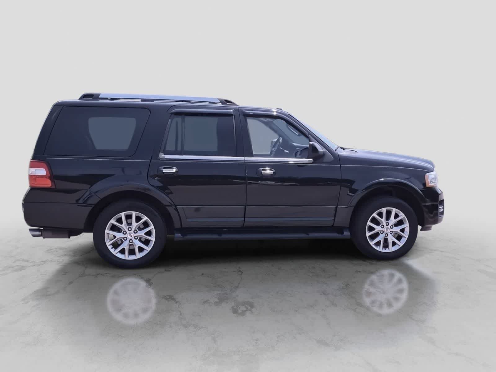 Used 2017 Ford Expedition Limited AWD/4WD image 9
