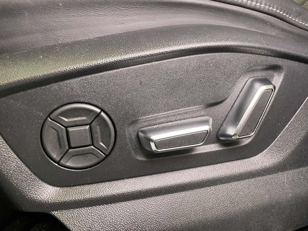 Used 2021 Audi SQ8 Premium Plus AWD/4WD image 17