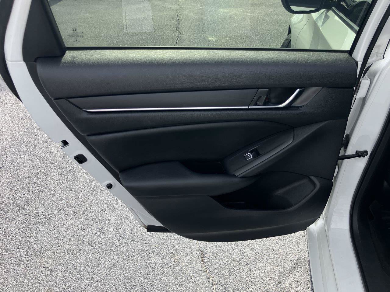 Used 2022 Honda Accord Sport image 21