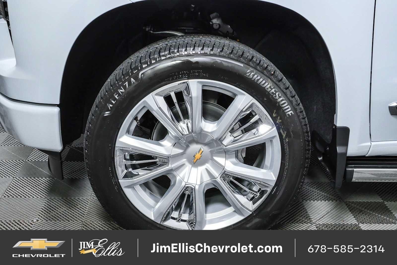 New 2026 Chevrolet Silverado 1500 High Country AWD/4WD image 38