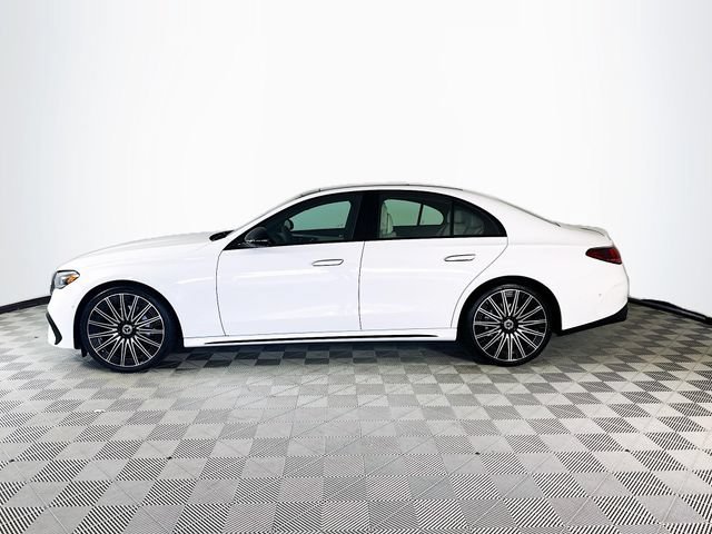 New 2026 Mercedes-Benz E 350 4MATIC Sedan image 4