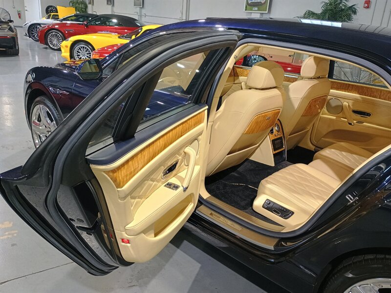 Used 2014 Bentley Flying Spur W12 AWD/4WD image 30