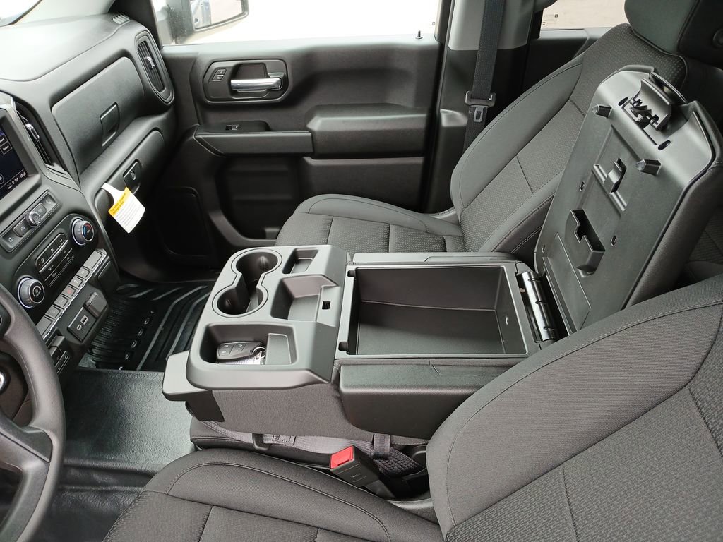 New 2026 Chevrolet Silverado 3500 W/T image 25