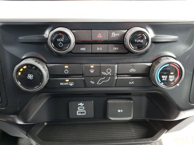 New 2025 Ford F550 4x4 Supercab Super Duty image 18