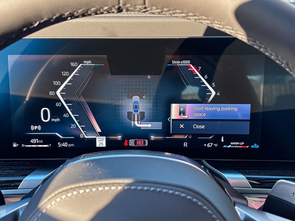 New 2026 BMW 740i xDrive w/ Premium Package image 29