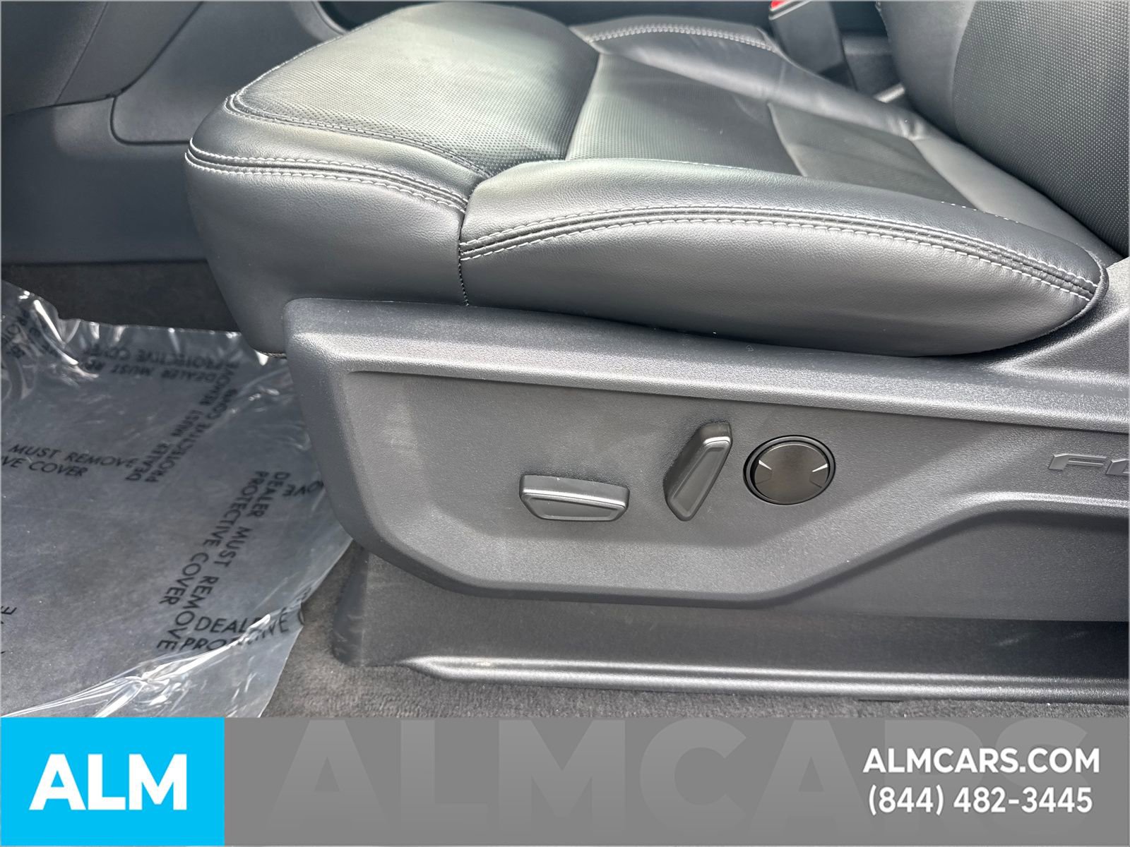 Certified 2025 Ford Expedition Platinum image 11