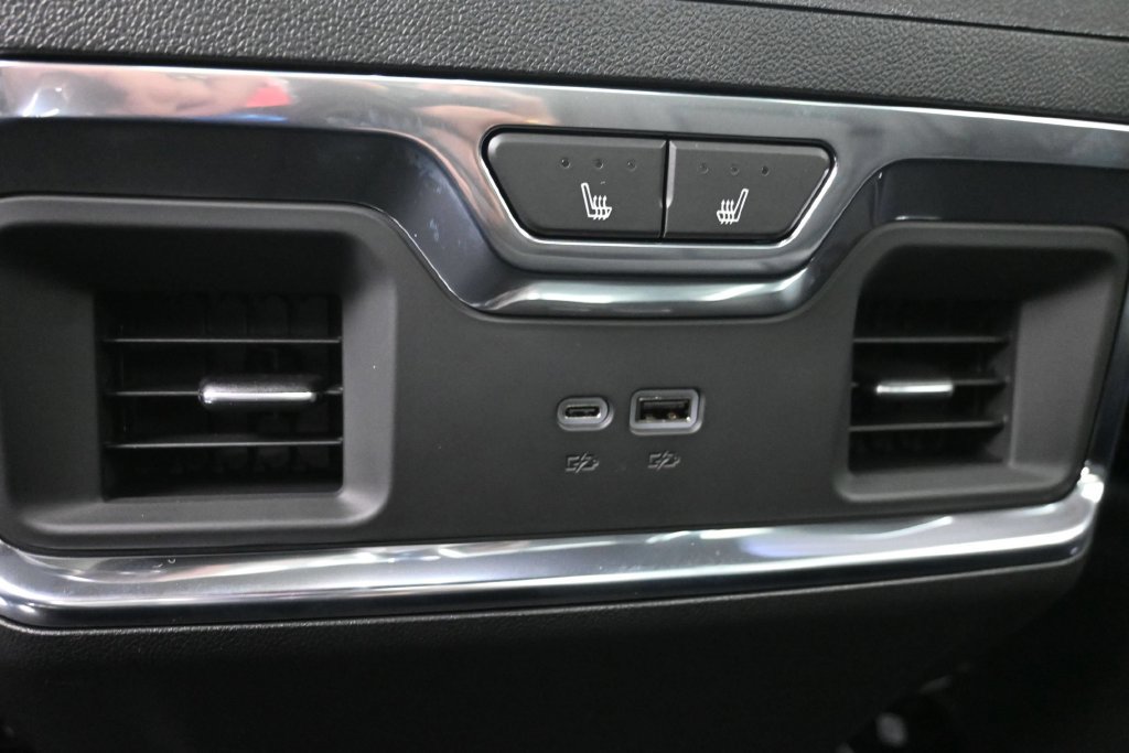 New 2026 GMC Sierra 1500 Denali w/ Technology Package AWD/4WD image 14