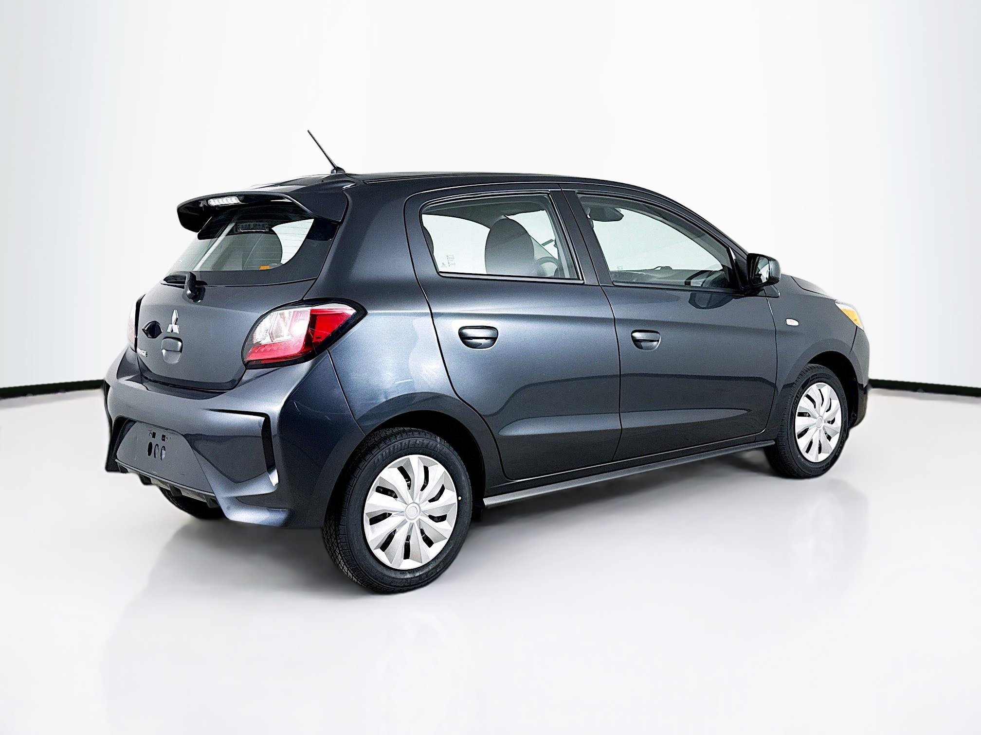 Used 2024 Mitsubishi Mirage ES image 30
