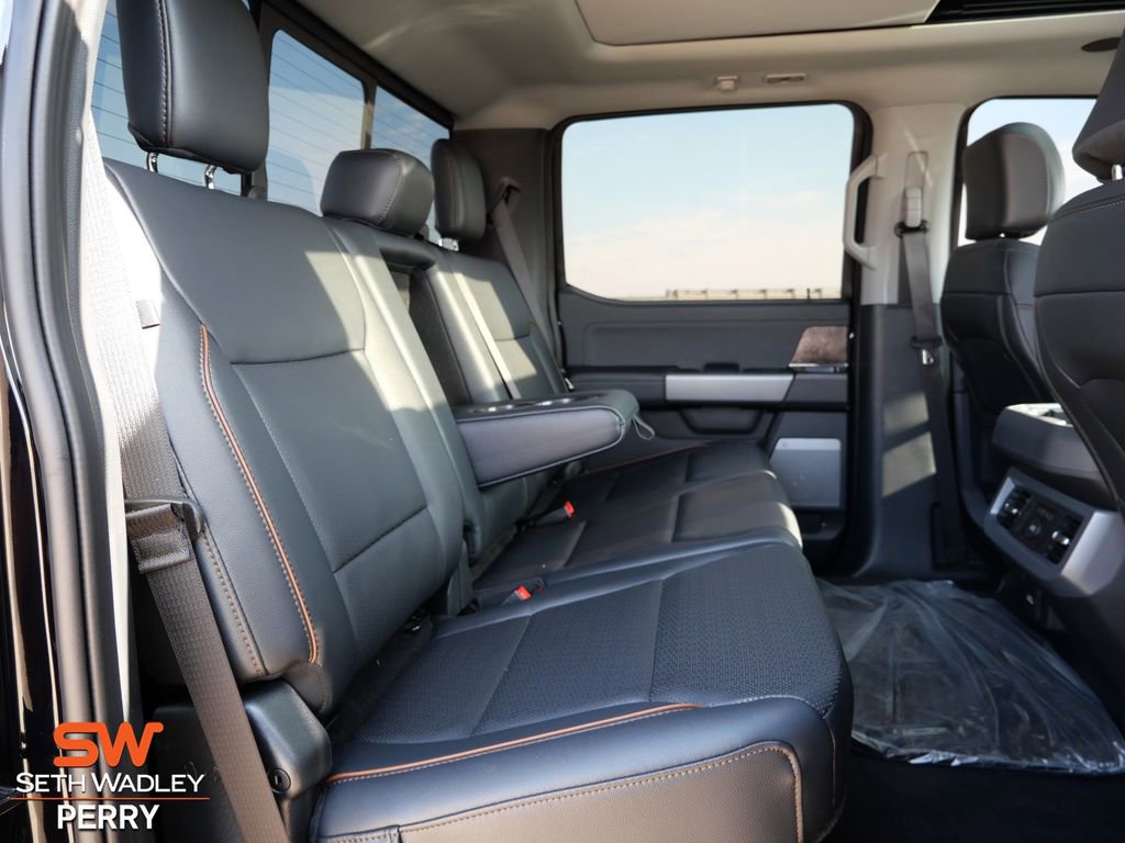 New 2025 Ford F250 Lariat w/ Lariat Ultimate Package image 16