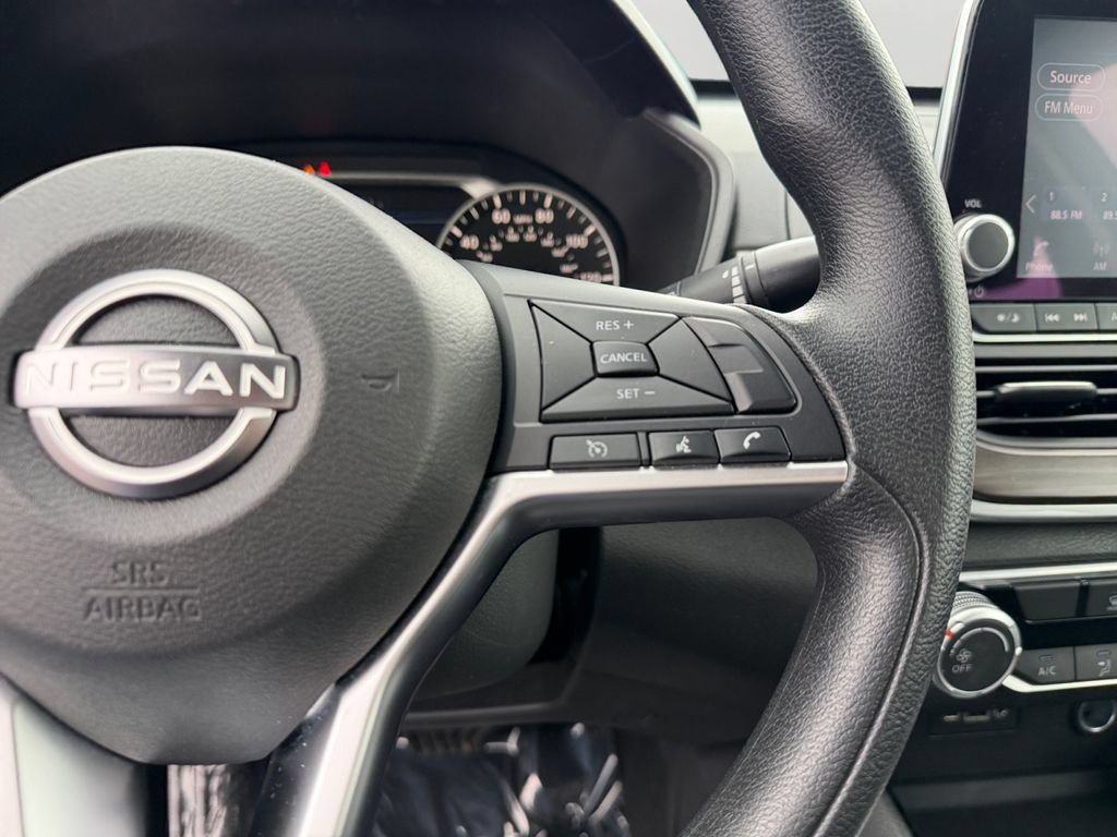 Used 2024 Nissan Altima 2.5 SV FWD image 20