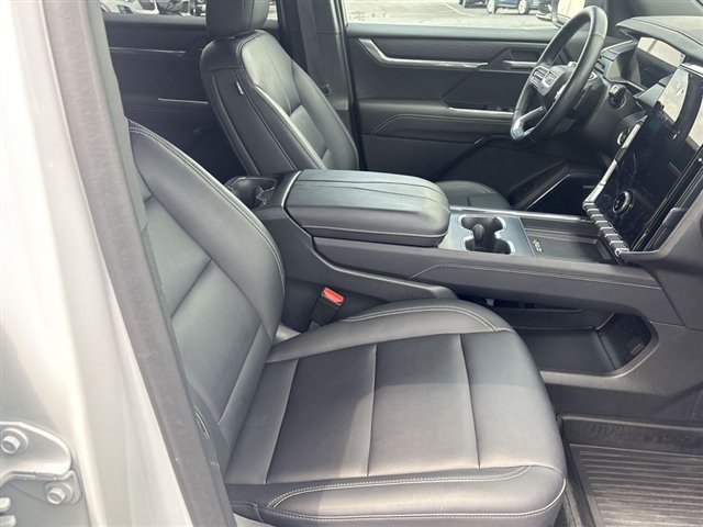 Certified 2024 GMC Acadia Elevation w/ LPO, Floor Liner Package FWD image 27