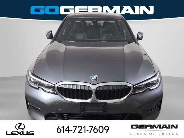 Used 2022 BMW 330i xDrive Sedan w/ Driving Assistance Package image 3