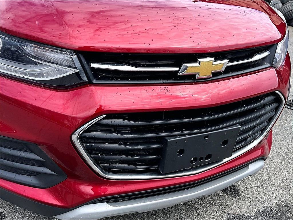 Used 2019 Chevrolet Trax LT w/ LT Convenience Package image 26