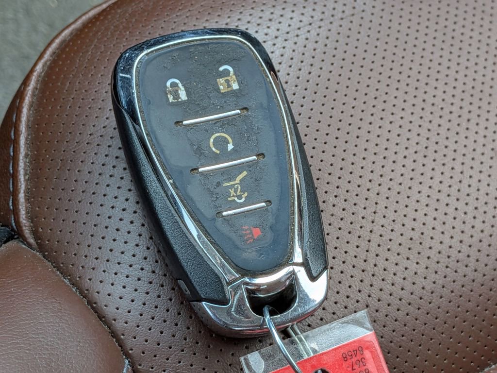 Used 2018 Chevrolet Traverse High Country AWD/4WD image 33