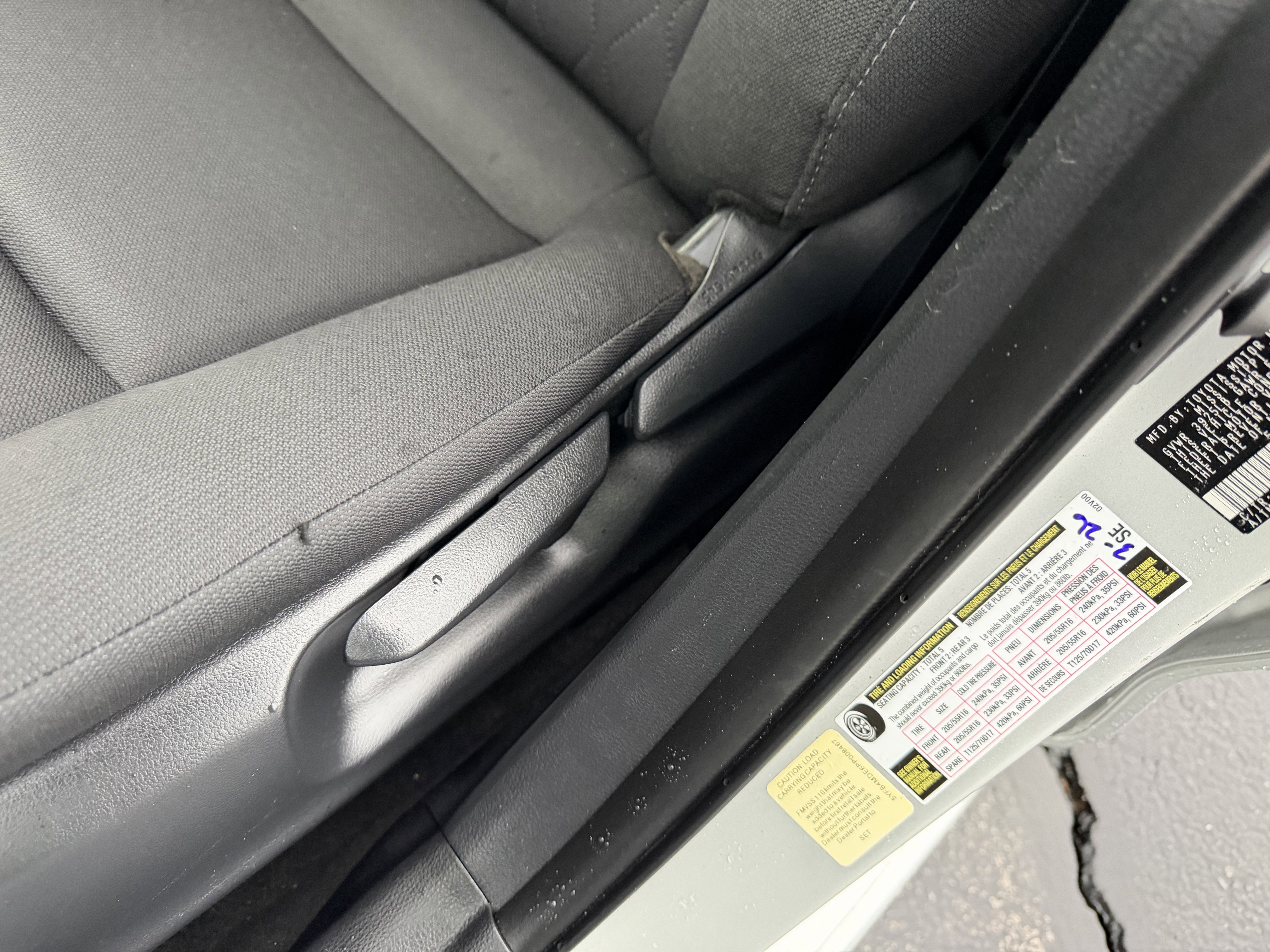 Certified 2023 Toyota Corolla LE FWD image 24