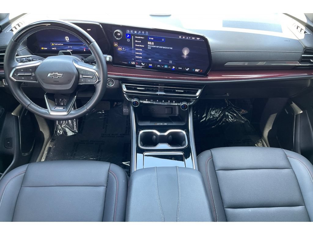 Used 2025 Chevrolet Traverse Z71 w/ Enhanced Driving Package AWD/4WD image 15