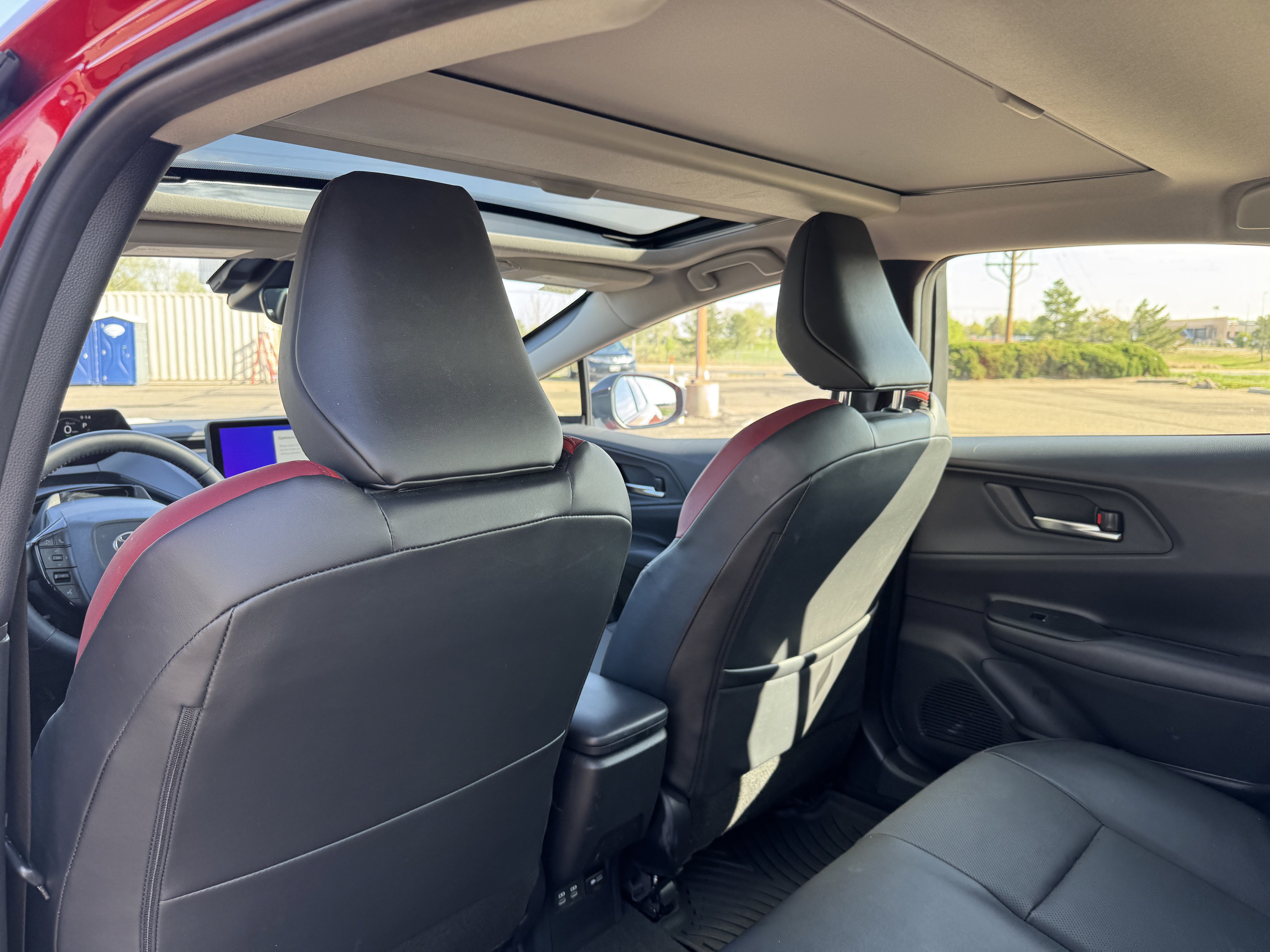 Used 2023 Toyota Prius Prime Premium FWD image 15