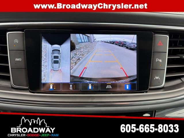 Used 2024 Buick Enclave Premium image 23