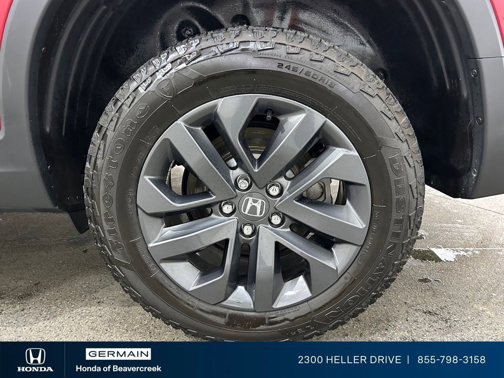 Used 2025 Honda Ridgeline Sport image 14